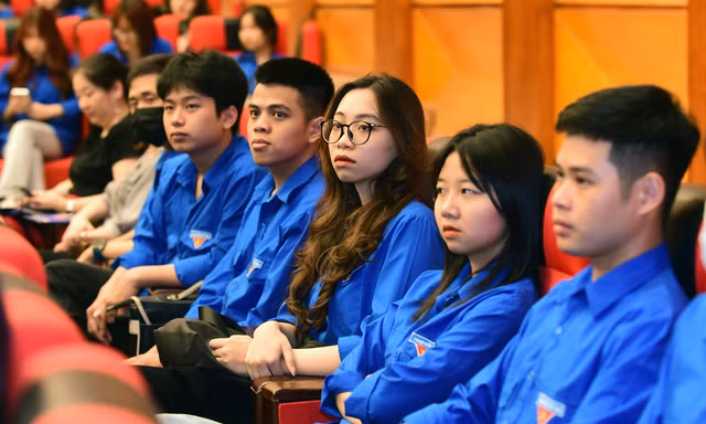 Cứ 10 thanh niên có 1 người thất nghiệp