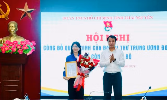Công bố quyết định của Ban Bí thư Trung ương Đoàn về công tác cán bộ
