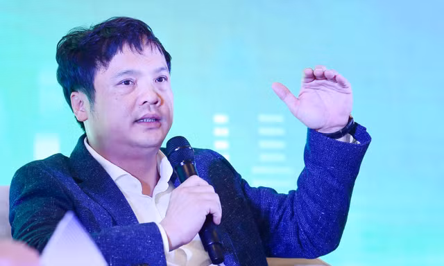 'Đừng sợ AI, cũng đừng nghĩ AI sẽ làm tất cả thay con người'