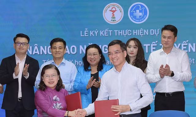 Nâng cao năng lực hơn 20.000 nhân viên y tế cơ sở