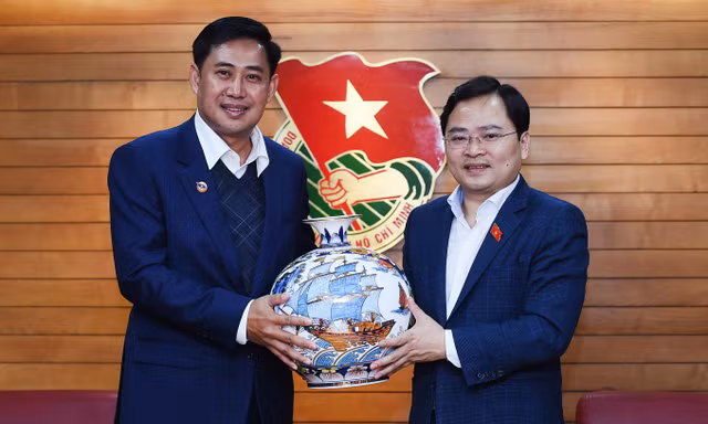 Tăng cường hợp tác thanh niên trong Năm đoàn kết hữu nghị Việt Nam - Lào