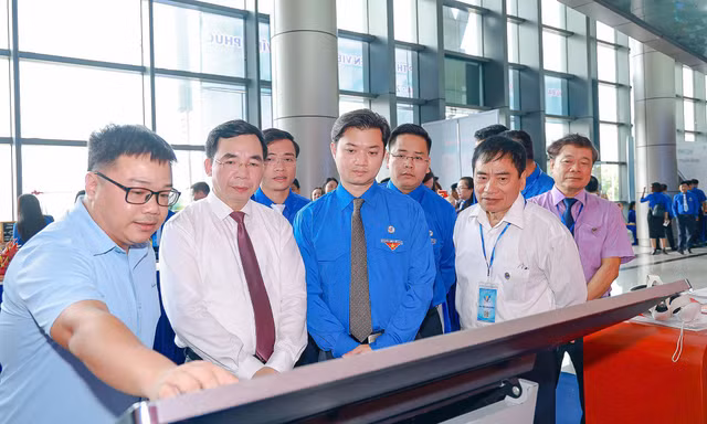 Hội LHTN Việt Nam tỉnh Vĩnh Phúc đặt mục tiêu giới thiệu việc làm cho 10.000 thanh niên
