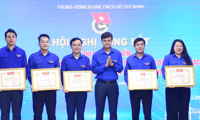Bí thư thứ nhất T.Ư Đoàn: Đợt thi đua hỗ trợ công trình 500kV mạch 3 khơi dậy tinh thần vượt khó dấn thân của người trẻ