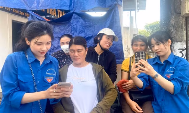 Hội LHTN Việt Nam tổ chức các đội hình, mở lớp ‘Bình dân học vụ số’ 