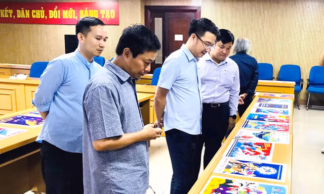 57 tác phẩm vào chung khảo thi sáng tác tranh cổ động Đại hội Đoàn toàn quốc XII
