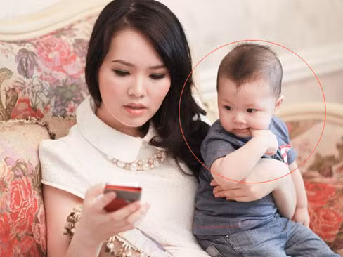 Lộ ảnh thiên thần của Á hậu Thụy Vân