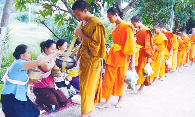 Giải mã sự khoan hòa của người Lào