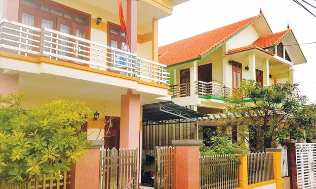 Biệt phủ của Thụ và Nam.