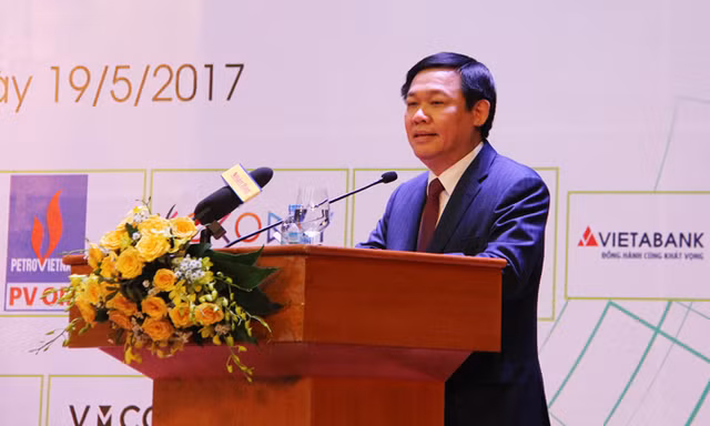 Phó Thủ tướng Vương Đình Huệ phát biểu tại diễn đàn.