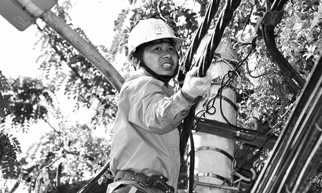 EVN phấn đấu sẽ giảm thời gian thực hiện các thủ tục của điện lực xuống dưới 7 ngày.