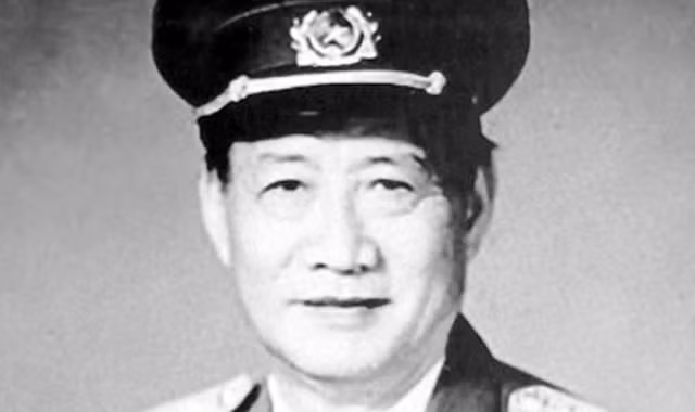 Đại tướng Hoàng Văn Thái - nhà quân sự tài năng