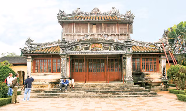 Thái Bình Lâu, nơi vua đọc sách. Ảnh: Lưu Ly.