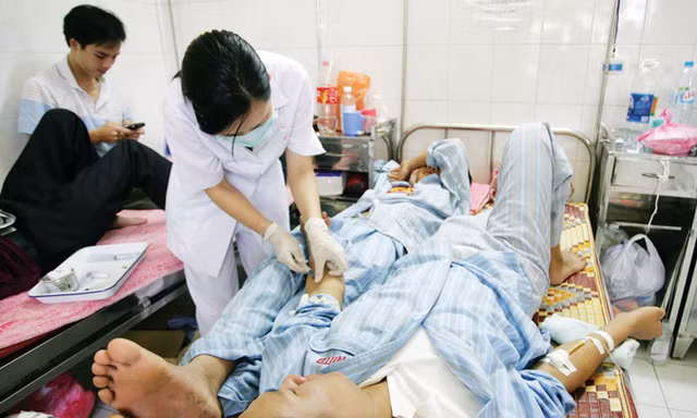Mỗi năm trên thế giới có khoảng 700.000 người tử vong do kháng kháng sinh. Ảnh: Như Ý.
