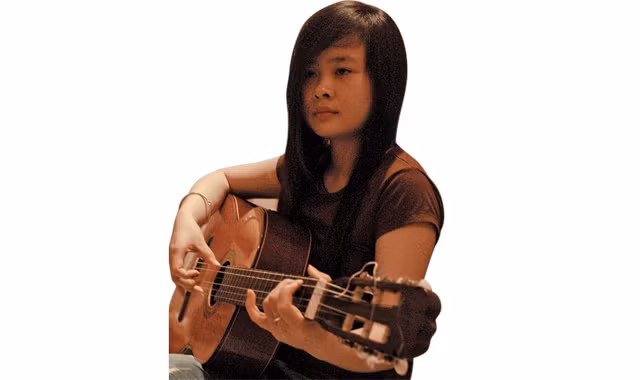 Đời sinh viên với cây đàn.