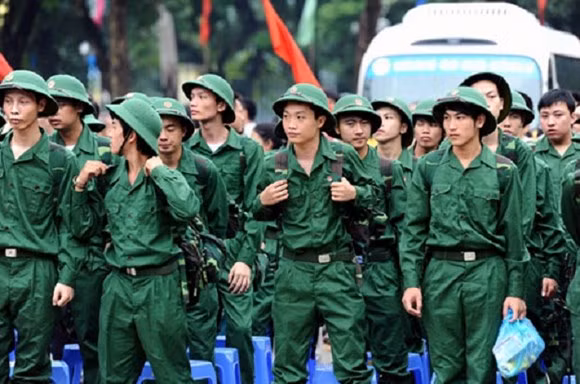 Quân nhân chuyên nghiệp phục vụ tại ngũ đến 56 tuổi