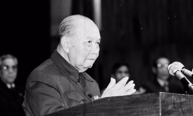 Tổng Bí thư Trường Chinh phát biểu tại Đại hội Đảng toàn quốc lần thứ VI. Ảnh: TTX.