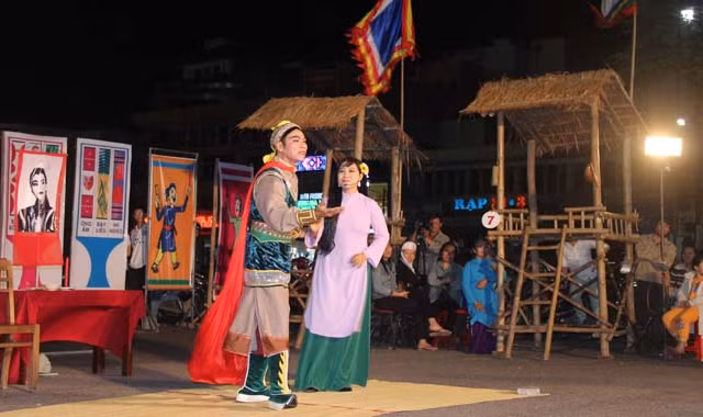 Trích đoạn bài chòi cổ “Lục Vân Tiên và Kiều Nguyệt Nga”.