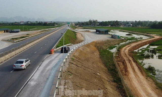 Bộ Xây dựng 'thúc' tiến độ xây trạm dừng nghỉ trên cao tốc Bắc - Nam 