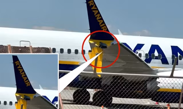 Boeing 737 đâm vào hàng rào sân bay khi hạ cánh 