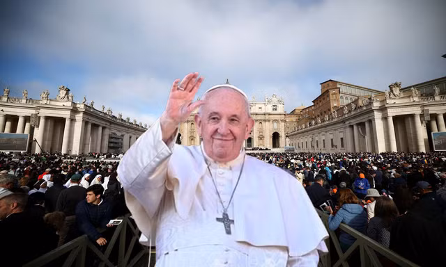 Hàng trăm nghìn du khách, tín đồ dự lễ tang của Giáo hoàng Francis