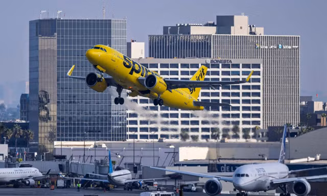 Hãng hàng không Mỹ xem xét hủy đơn hàng máy bay Airbus 