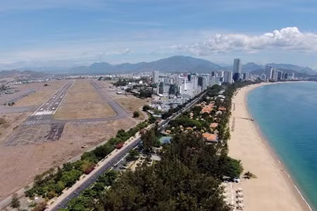 Bộ Quốc phòng không đồng ý lấy đất sân bay Nha Trang cũ làm bãi đậu xe