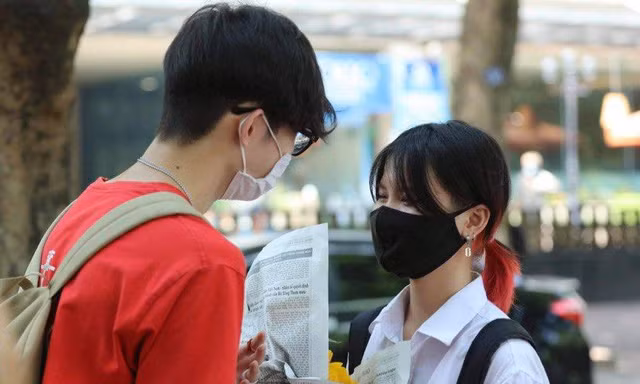 Khoa Luật (ĐH Quốc gia Hà Nội) công bố điểm sàn 19,5 điểm, điểm chuẩn biến động ra sao?