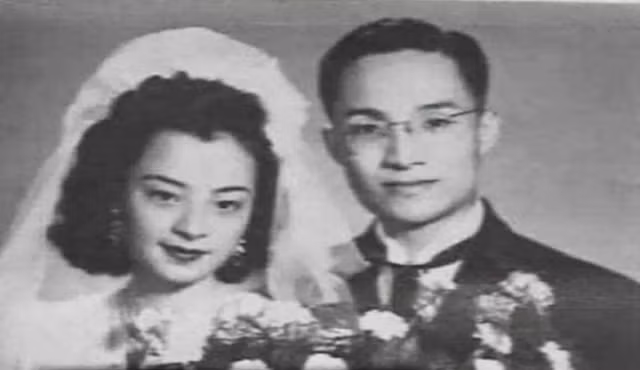 Kim Dung và Dã Phân, người vợ đầu tiên