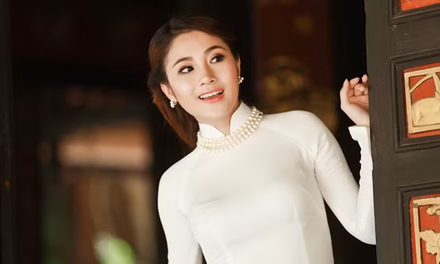 Ca sỹ Tố My 