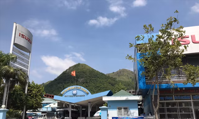 Khu đất quy hoạch xây dựng chợ Vĩnh Hòa đang bị Cty Quyết Thắng chiếm dụng 
