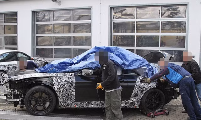 2012 BMW M6 'tử nạn' trên đường thử