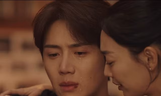 Hometown Cha Cha Cha tập 14: Kim Seon Ho bất ngờ bị vạch trần tội lỗi gây ra trong quá khứ