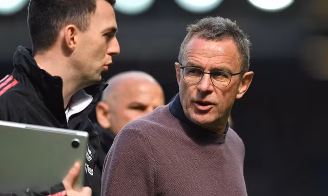 HLV Rangnick: Liverpool bỏ xa MU 6 năm, chúng tôi cần 10 cầu thủ mới 