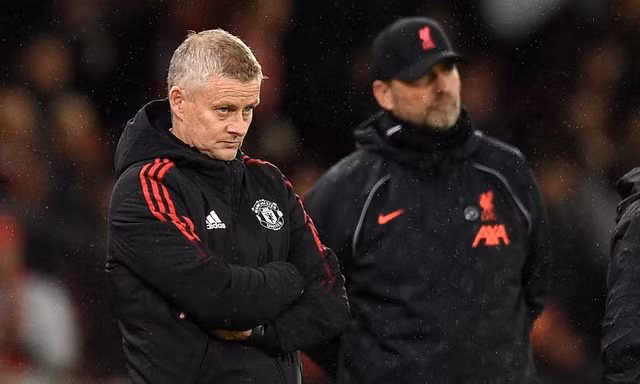 Nóng: MU tiếp tục tin tưởng HLV Solskjaer, ngừng đàm phán với Conte 