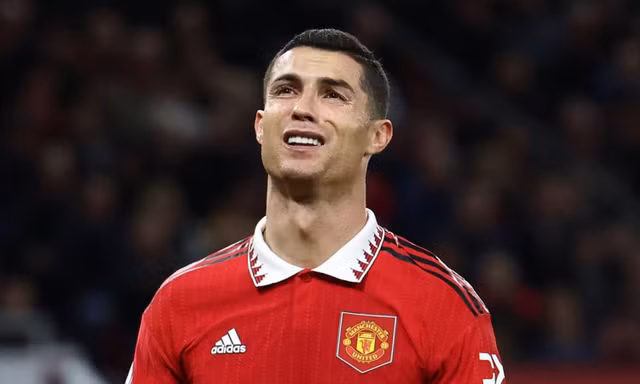 Đây là cầu thủ MU duy nhất được Ronaldo khen ngợi giữa scandal nói xấu CLB