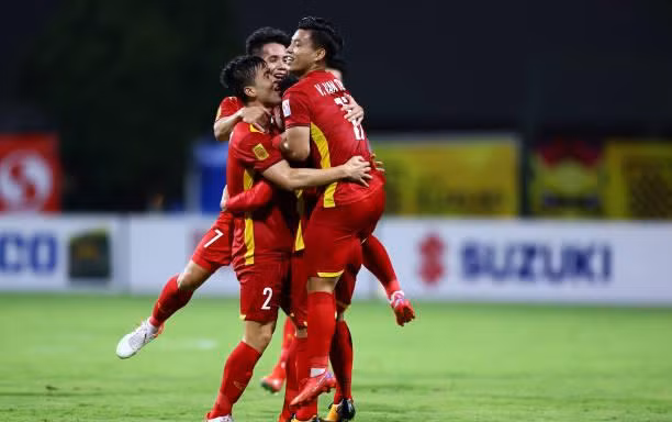 Thắng 3-0, Việt Nam vùi dập Malaysia