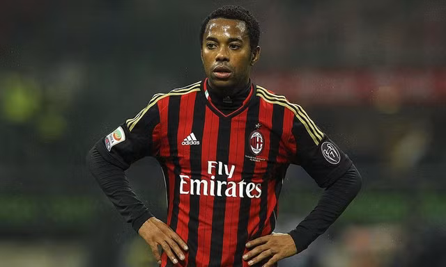 Cựu thần đồng Robinho ngồi tù 9 năm vì tội hiếp dâm