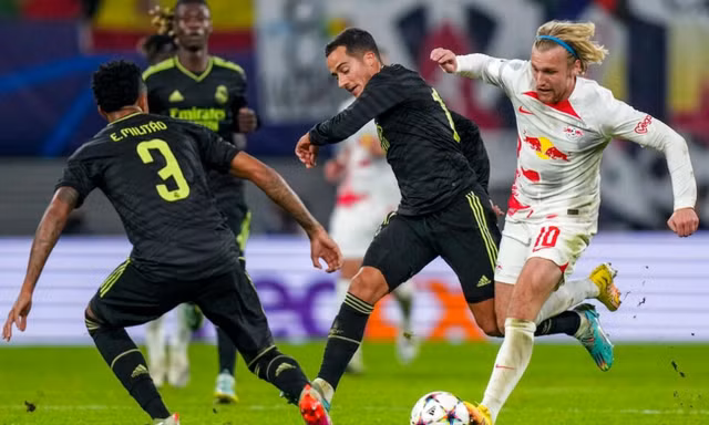 Thủng lưới 2 lần sau 20 phút, Real Madrid thua trận đầu tiên của mùa giải 