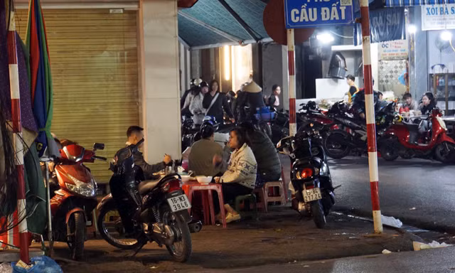 Khắc phục tình trạng nhếch nhác trên phố ẩm thực trung tâm TP Hải Phòng