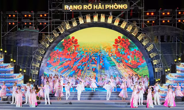 Chương trình nghệ thuật mừng ngày hợp nhất Hải Phòng, Hải Dương