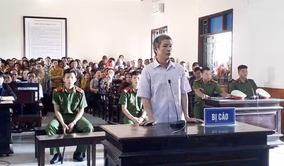 Nghi ăn trộm tiền, cậu chém vào mặt khiến cháu ruột tử vong