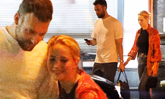'Mỹ nhân lộ ảnh nóng’ Jennifer Lawrence lần đầu lộ ảnh hẹn hò bạn trai