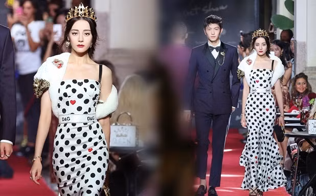 Mỹ nữ 9x gốc Á lộng lẫy nổi bật trong show của Dolce & Gabbana