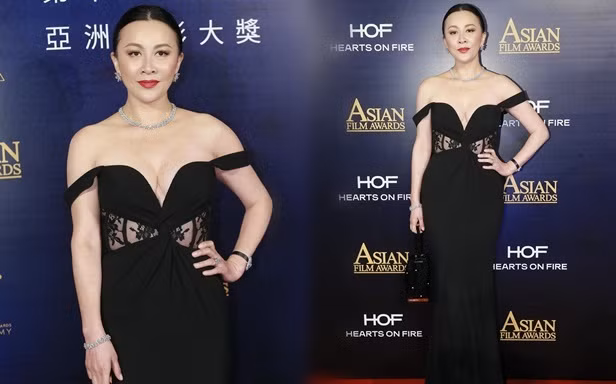 'Nữ hoàng màn ảnh’ Lưu Gia Linh táo bạo gợi cảm ở tuổi 52