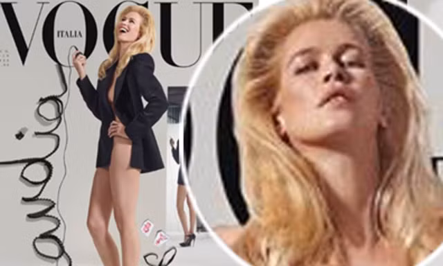 Siêu mẫu huyền thoại Claudia Schiffer táo bạo khỏa thân ở tuổi 48