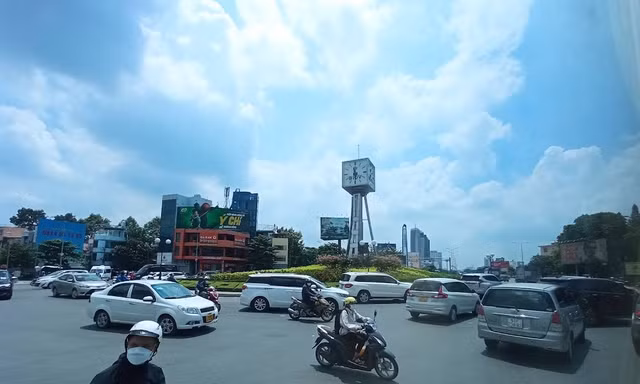 Kiến nghị dỡ bỏ vòng xoay Điện Biên Phủ ở quận 1 