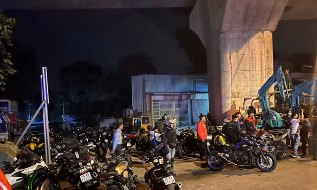 Chốt chặn, xử lý hơn 100 xe phân khối lớn đi vào đường cấm 
