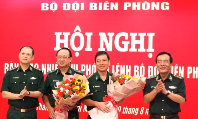 Bản tin 8H: Bàn giao nhiệm vụ Phó Tư lệnh Bộ đội Biên phòng