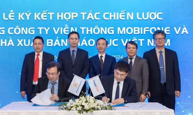 MobiFone và Nhà Xuất bản Giáo dục hợp tác chuyển đổi số nâng cao chất lượng giáo dục