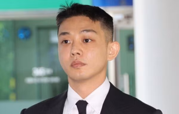 Ảnh đế Yoo Ah In cầu xin tòa án